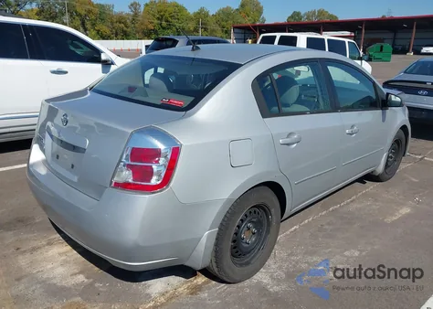 2008 Nissan Sentra 2.0S z USA, uszkodzony, nr VIN 3N1AB61E78L613598